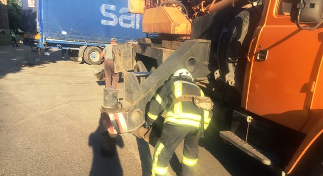 916AE57E-4FA9-4892-B31C-AB985CC4B073