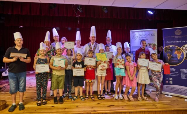 09654625-3b42-4fe9-b0ed-49af901a9e61_1